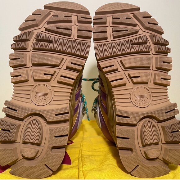 [SOLD] Gucci X Adidas Sneaker Boot - Size 36 (US 5.5) - Picture 10 of 16